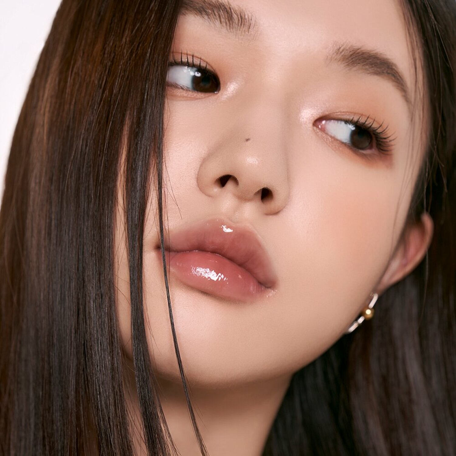 Lip Liner Korea Terbaik Ini Akan Membantu Anda Menciptakan Bibir yang Sempurna